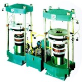 Hydraulic Tyre Vulcanizing Mac
