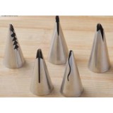 Cake decorating tools